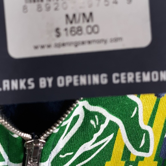 University of Today Dreamers Of Tomorrow Hoodie - Picture 3 of 5